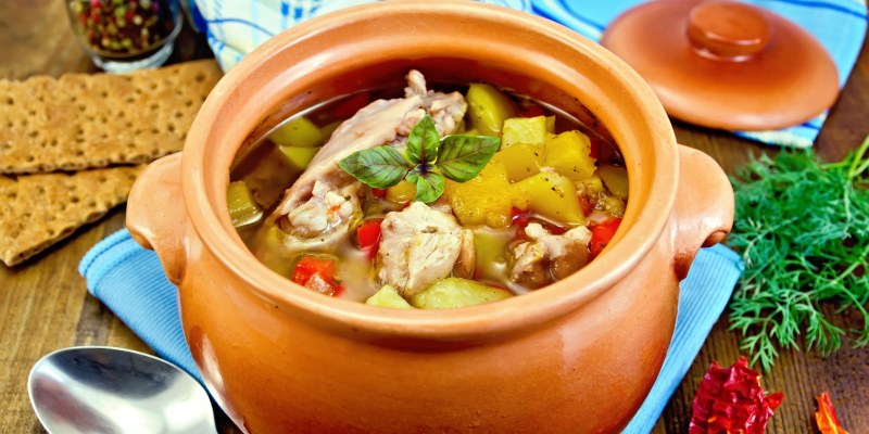 Мясное рагу из курицы