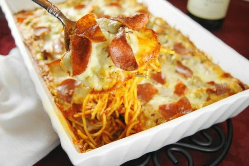 Макаронная запеканка в духовке с яйцами и сыром