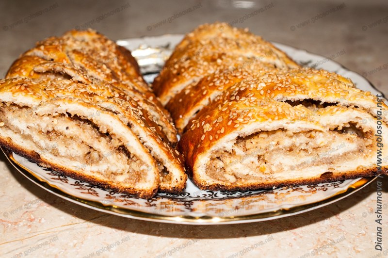 Выпечка с орехами