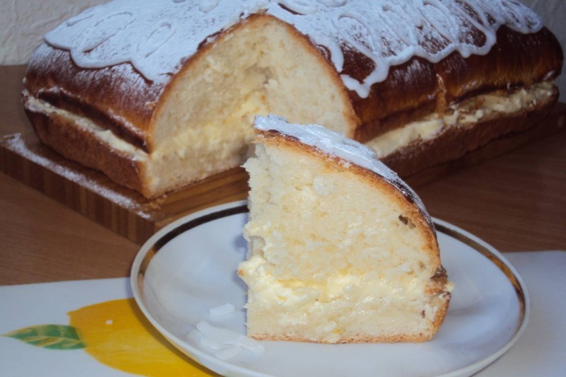 Творожный пирог с персиками
