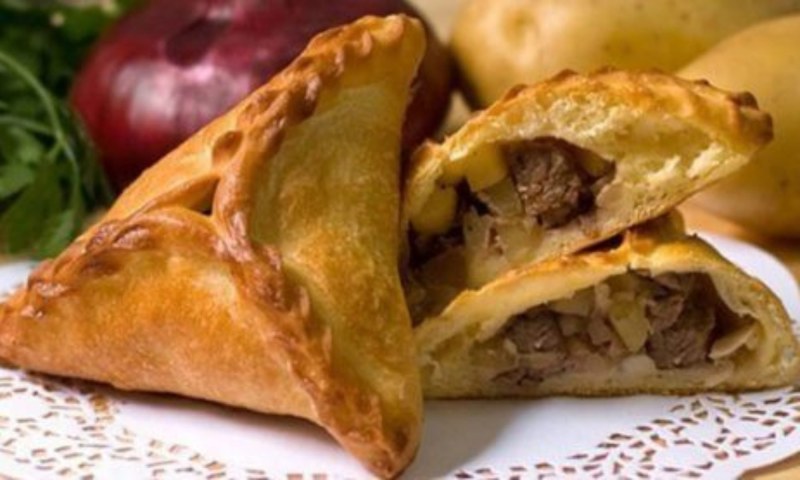 Треугольники с мясом и картошкой