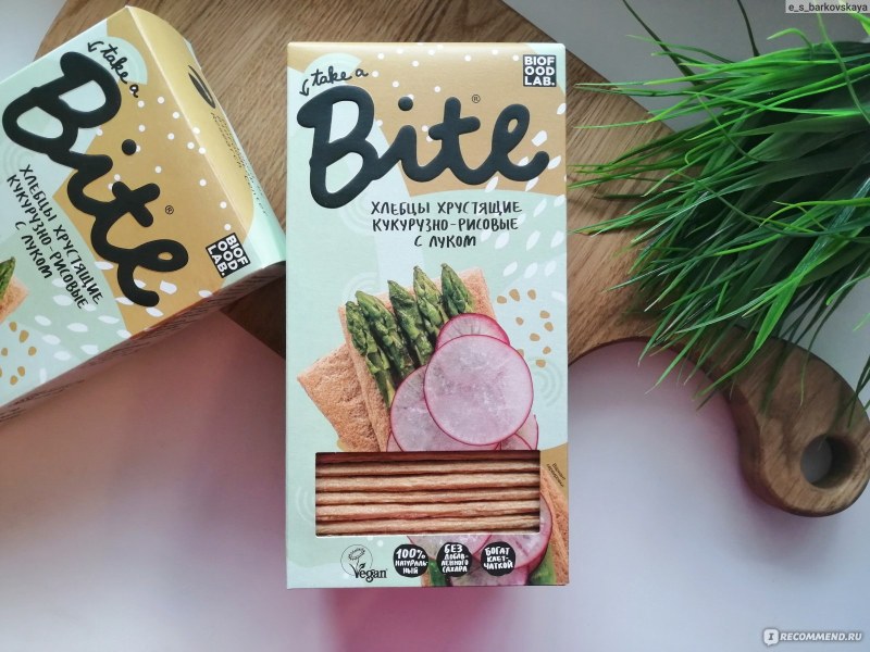 Хлебцы bite с луком