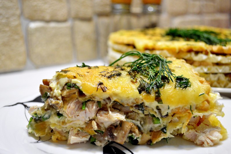 КИШ С курицей и сыром из пекарни