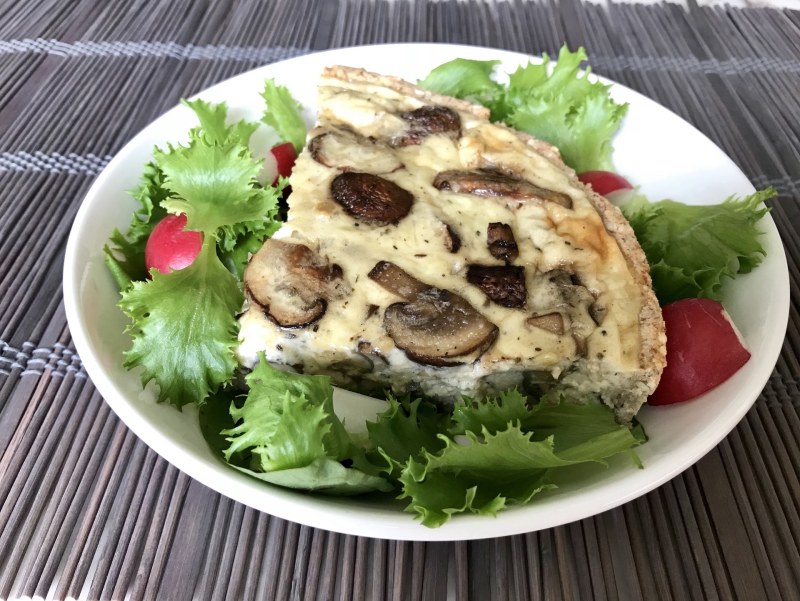 Пирог с шампиньонами