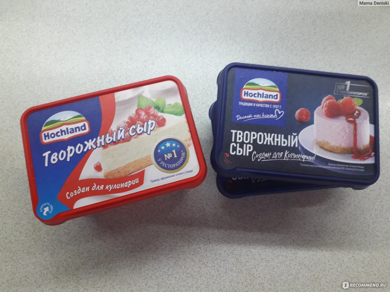 Творожный сыр в синей упаковке