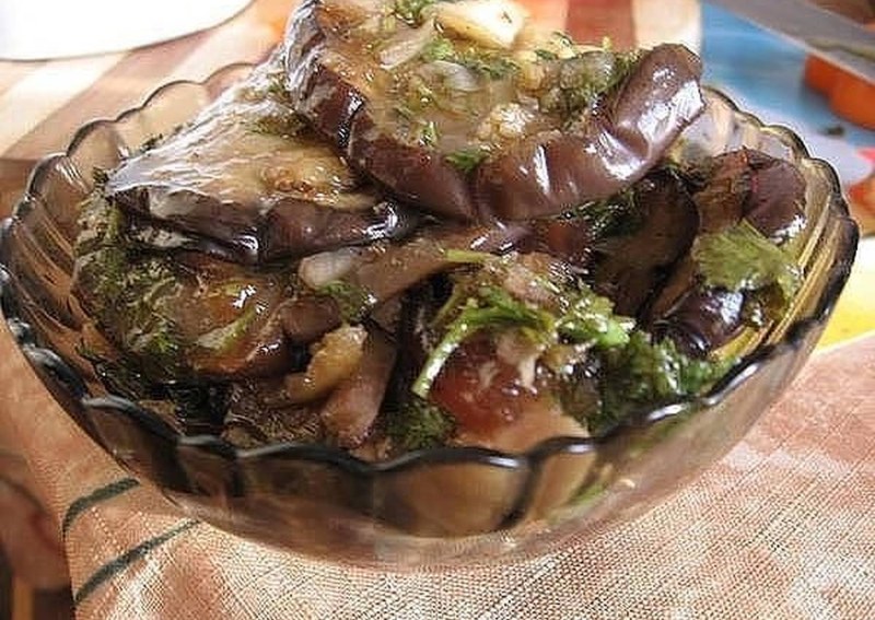 Баклажаны маринованные с чесноком
