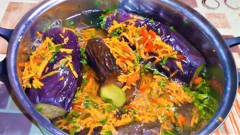 Баклажаны квашеные с морковью