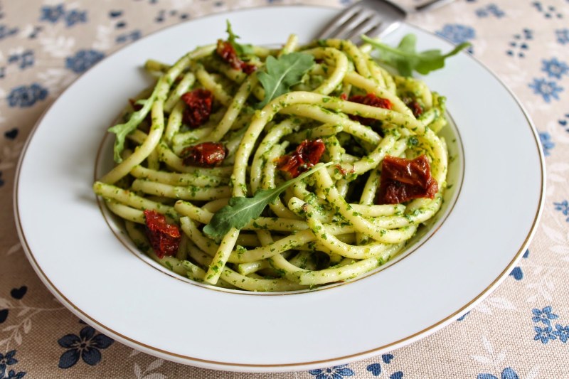 Итальянская кухня паста лингвини