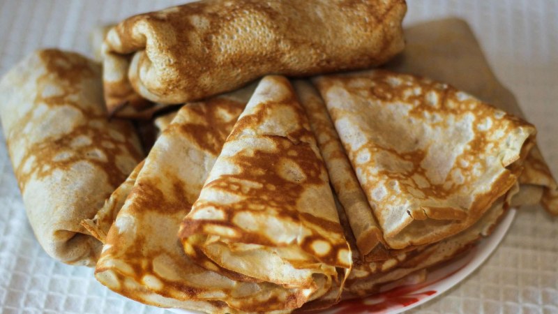 Блины из цельнозерновой муки на кефире