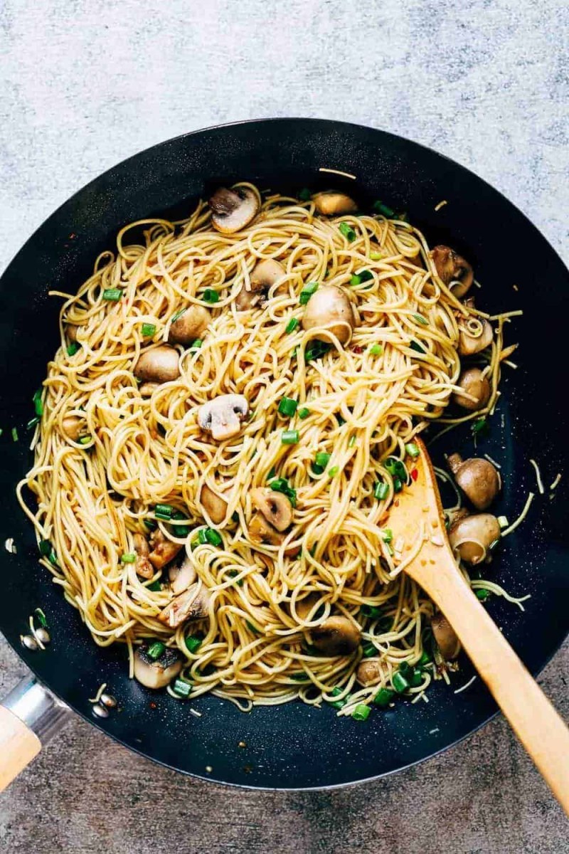 Лапша соба с грибами и сыром тофу