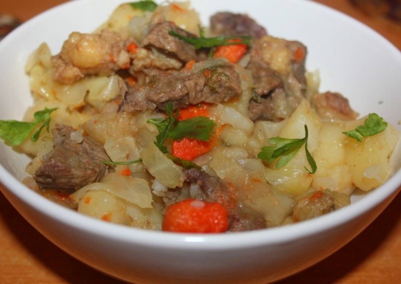 Картофельное рагу с мясом