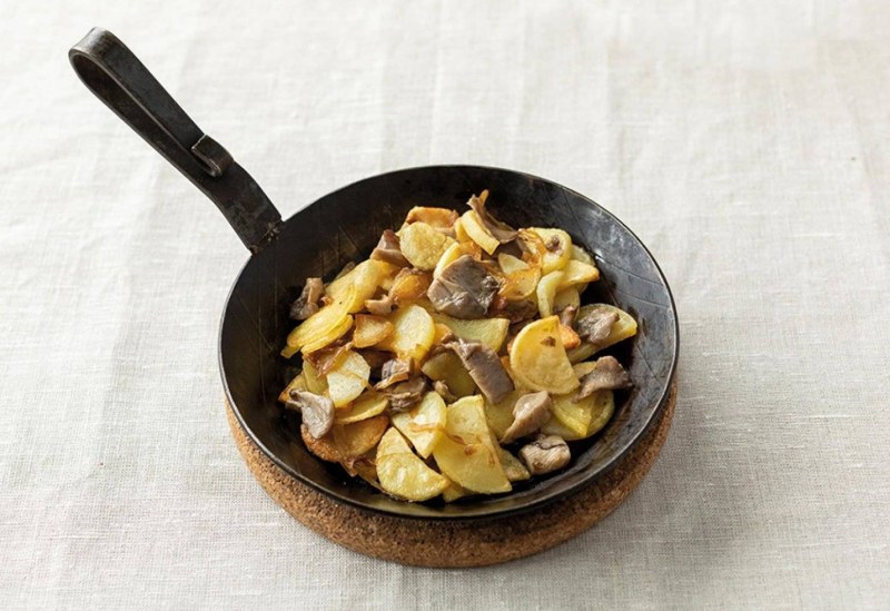 Жареная картошка с грибами