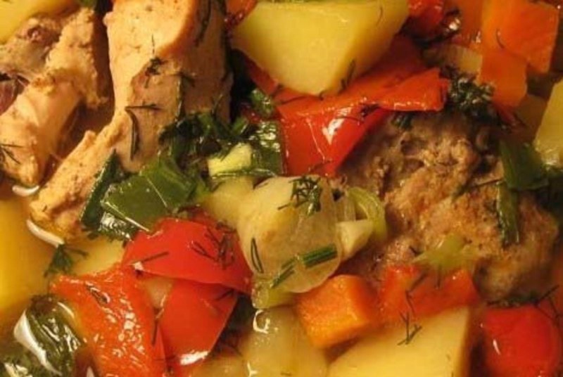 Овощное рагу с курицей
