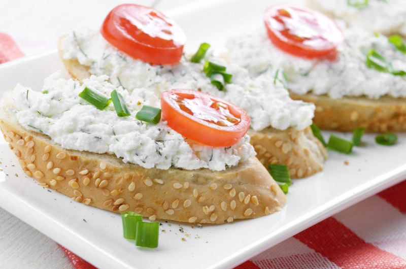 Молочная продукция с зеленью