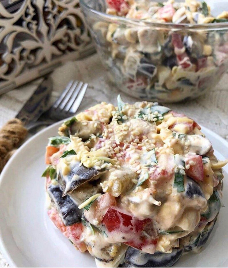 Баклажаны со сметаной и зеленью