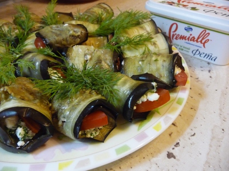 Кабачки в духовке с помидорами и сыром и чесноком