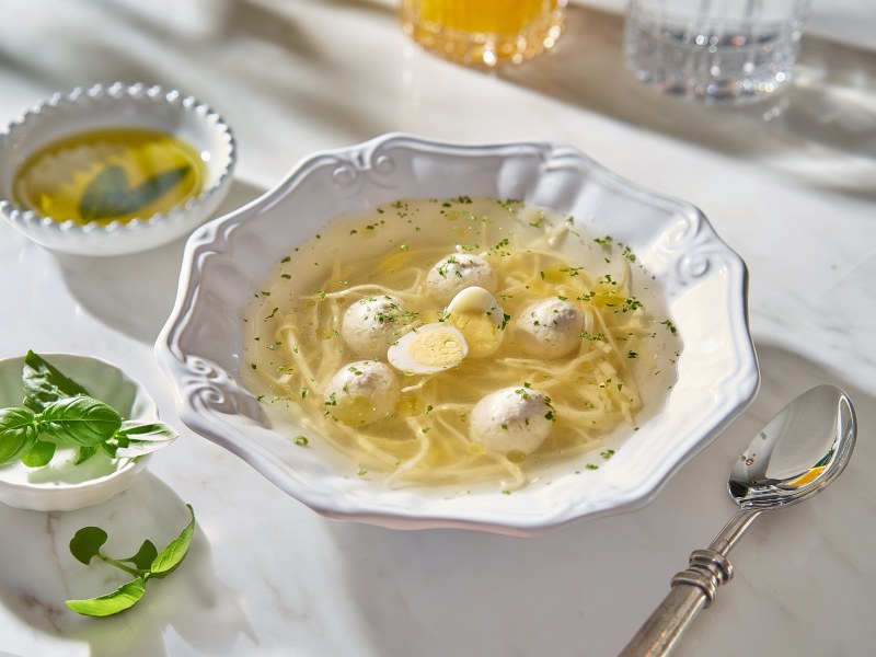 Бульон консоме куриный