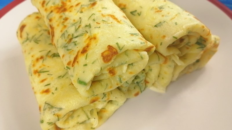 Сырные блинчики с зеленью