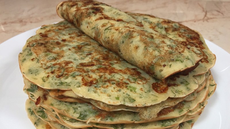 Сырные блины с зеленью