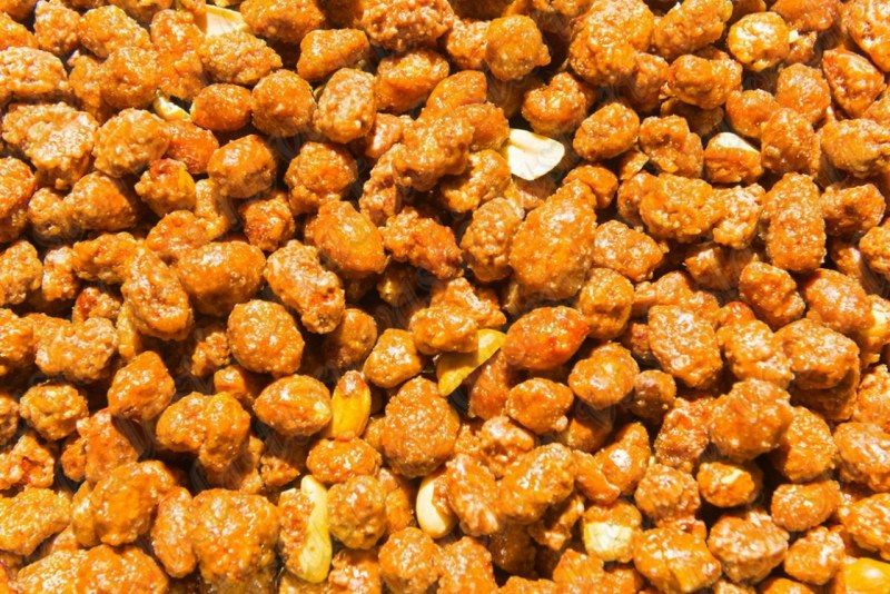 Nuts арахис
