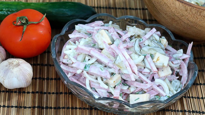 Колбаса копченая соломкой
