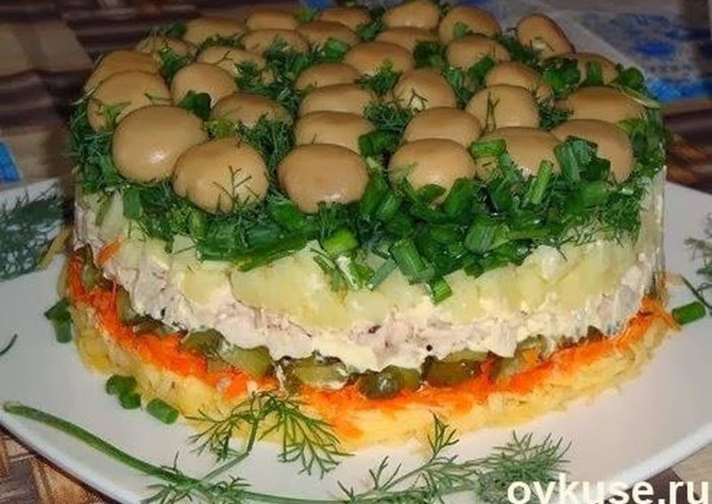 Салат грибная Поляна
