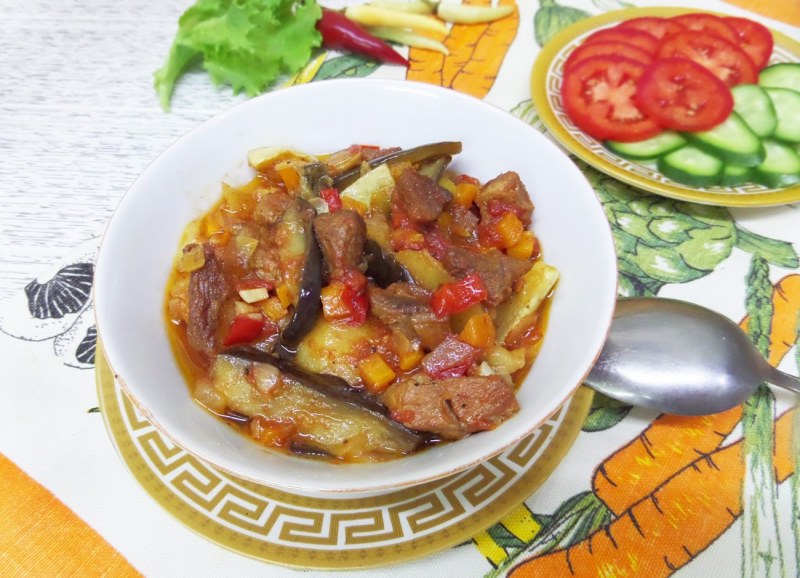 Рагу со свининой и овощами