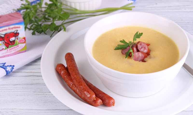 Суп-пюре картофельный с гренками