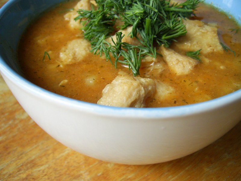 Суп с фасолью и мясом в мультиварке