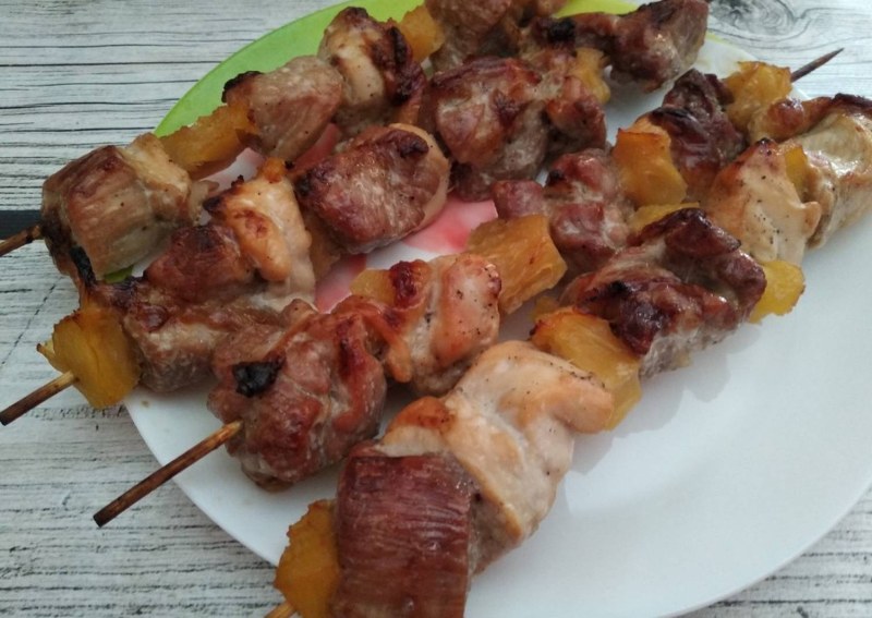 Куриные шашлычки на шпажках в духовке