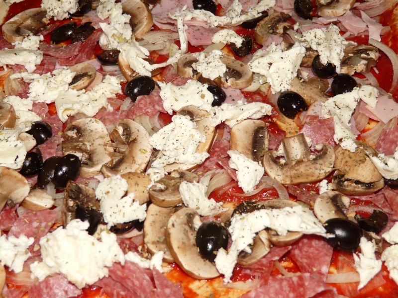 Начинка для пиццы с маслинами