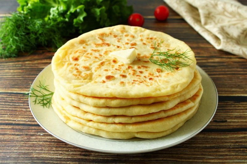 Сырные лепёшки на сковороде