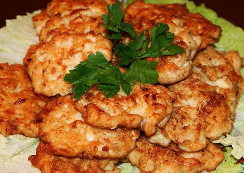 Рубленые куриные котлетки из филе