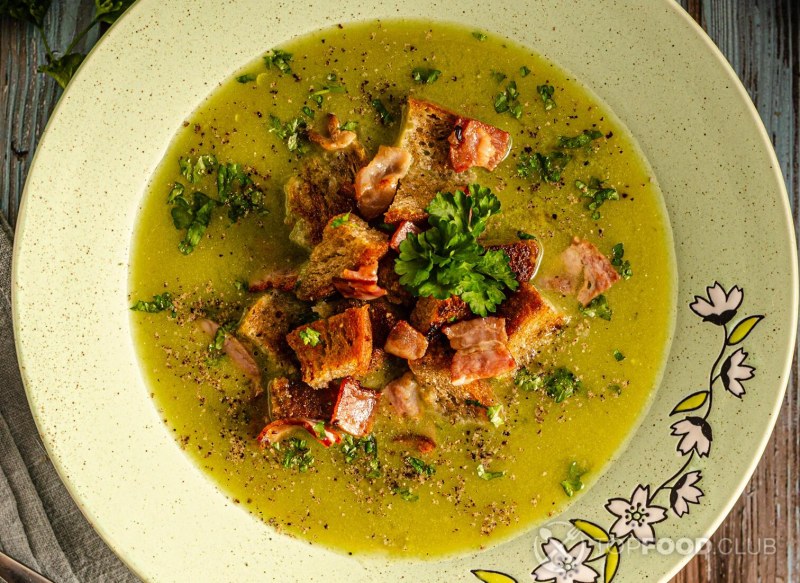 Суп с копченостями и горохом