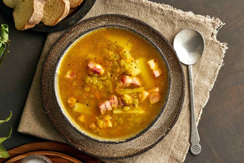 Суп с копченым мясом