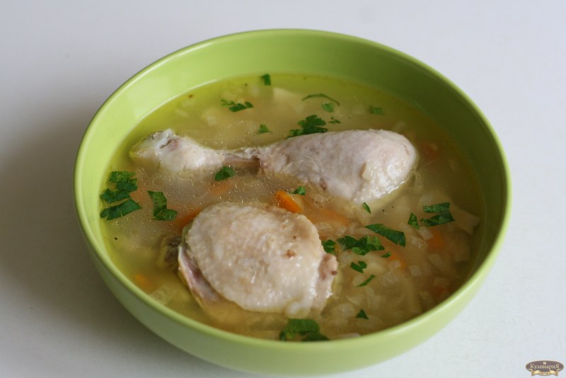 Тарелка куриного супа