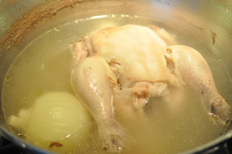 Отварить курицу