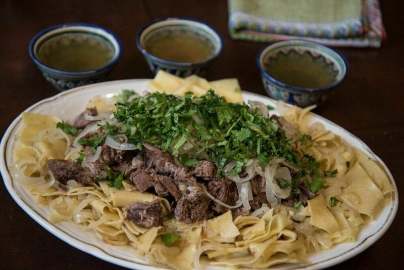 Казахская кухня бешбармак