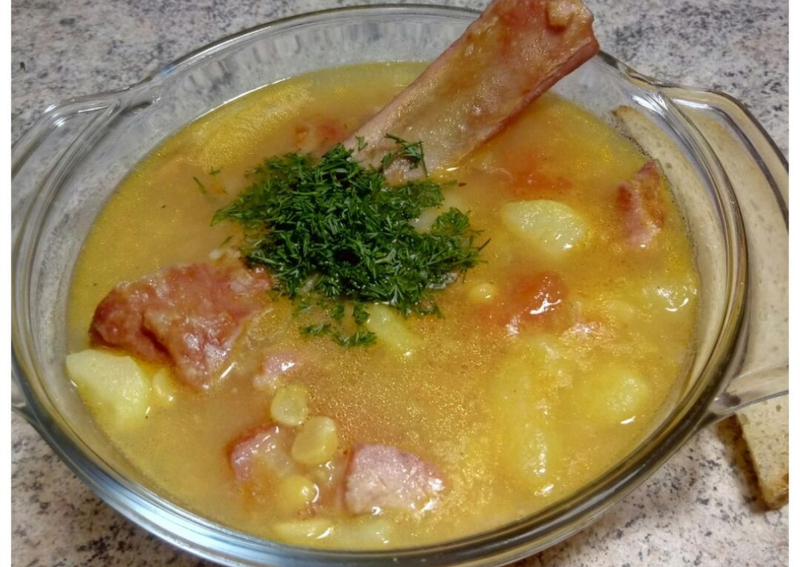 Гороховый суп с ребрышками