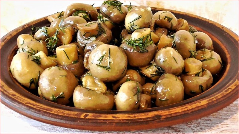 Шампиньоны маринованные с уксусом