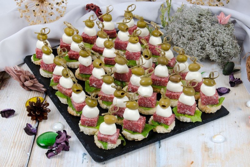 Канапе ветчина сыр маслины