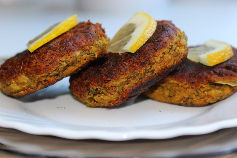 Куриные котлеты в духовке сочные