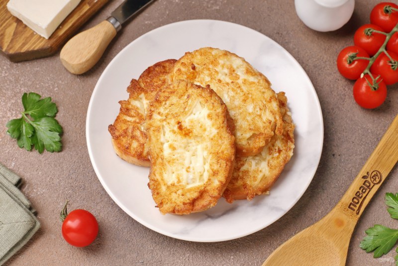 Горячие бутерброды с сыром и луком