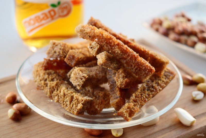 Кручоны сухари с чечноком