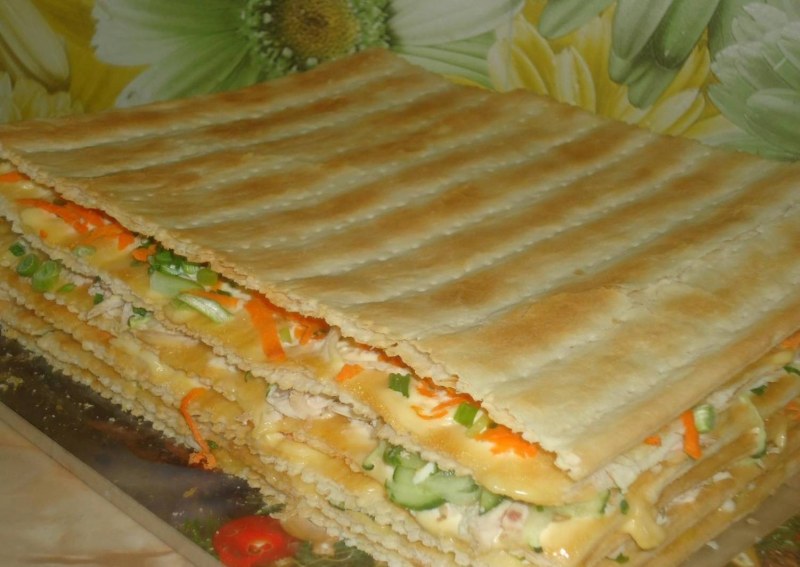 Закусочный Наполеон крабовый