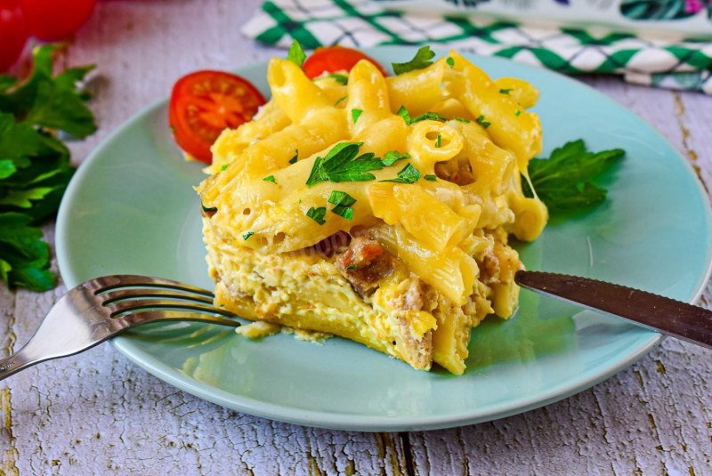Запеканка с макаронами и курицей