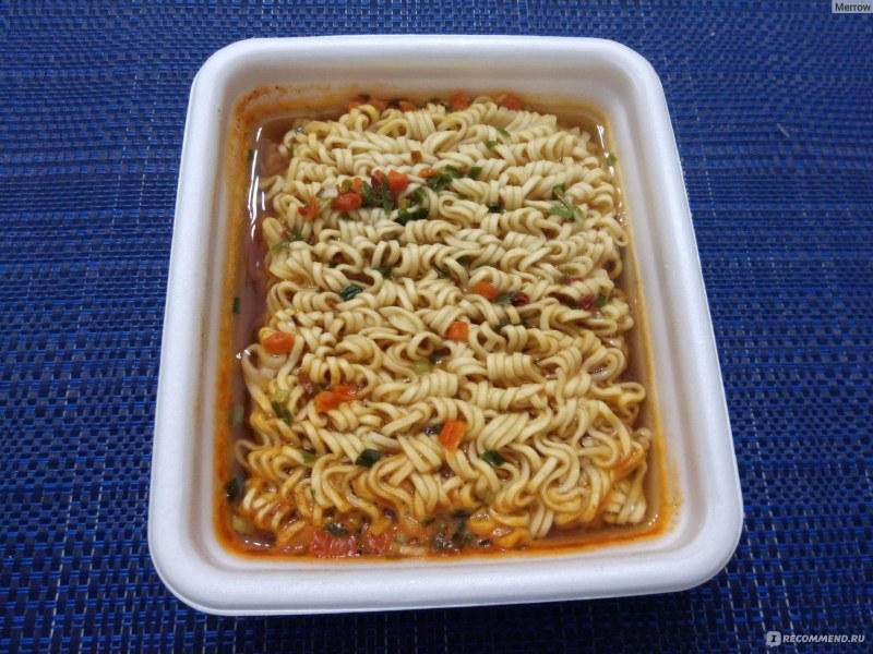 Биг ланч со вкусом говядины и овощами по-корейски