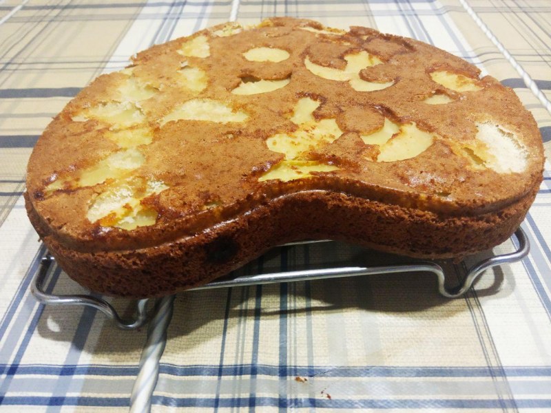 Батон с сыром и чесноком в духовке