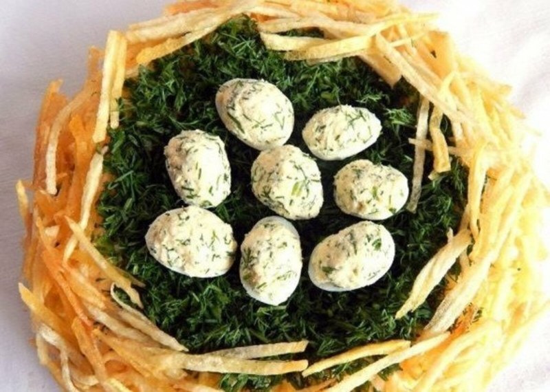 Салат гнездо аиста Мария ра