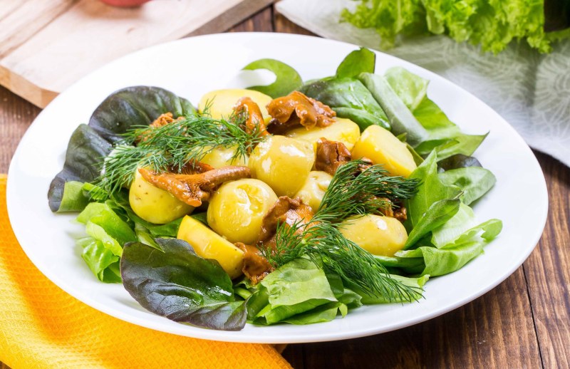 Картофель фри с лисичками